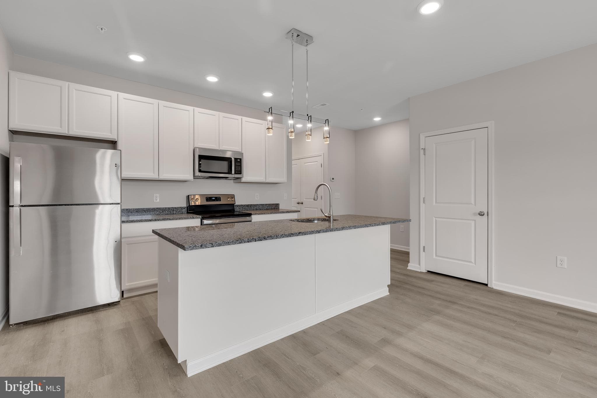 35 Wildflower Ln, Parkesburg, PA 19365