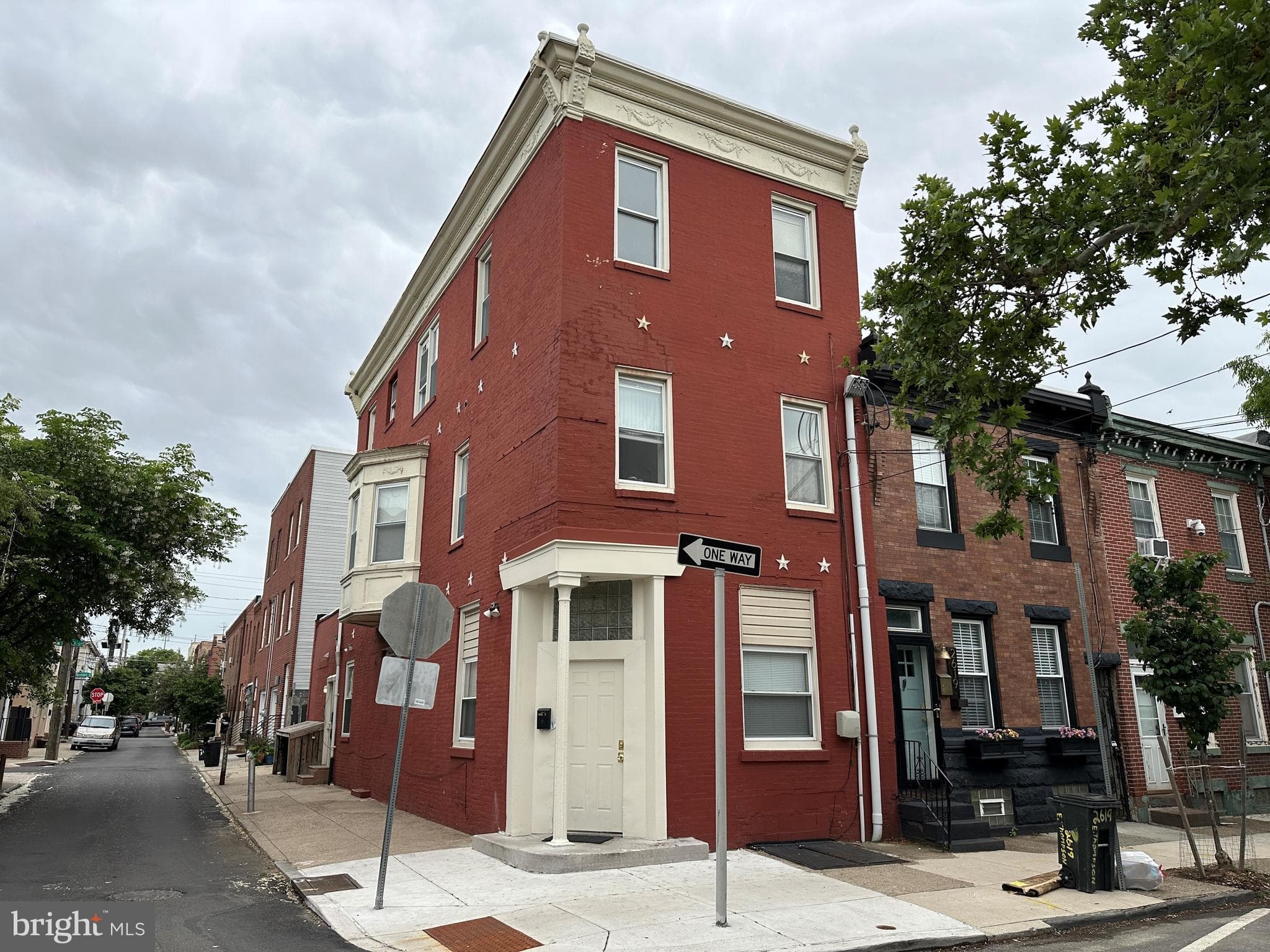 2621 E Thompson St #1a, Philadelphia, PA 19125