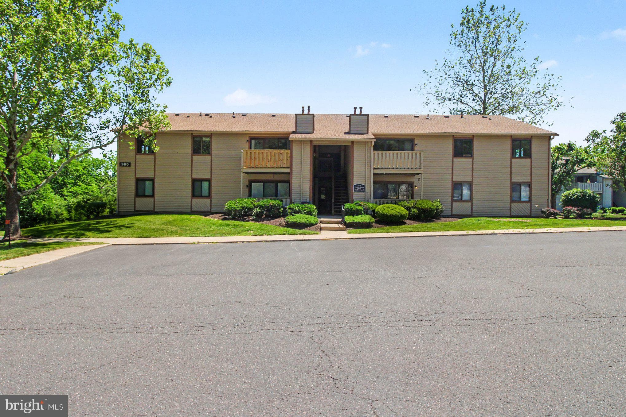 902 Dogwood Ct, Lansdale, PA 19446