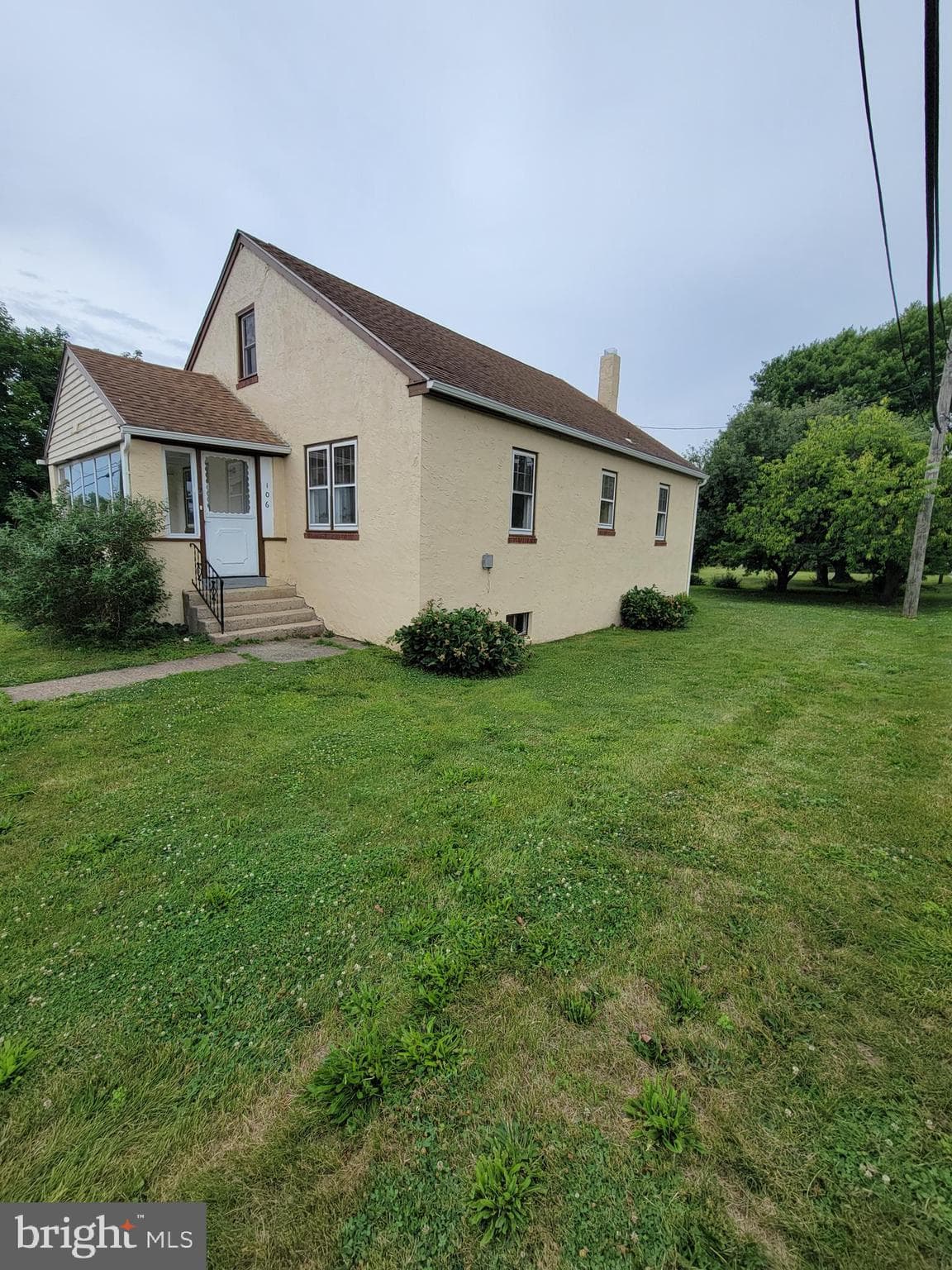 106 Center Ave, Oaks, PA 19456