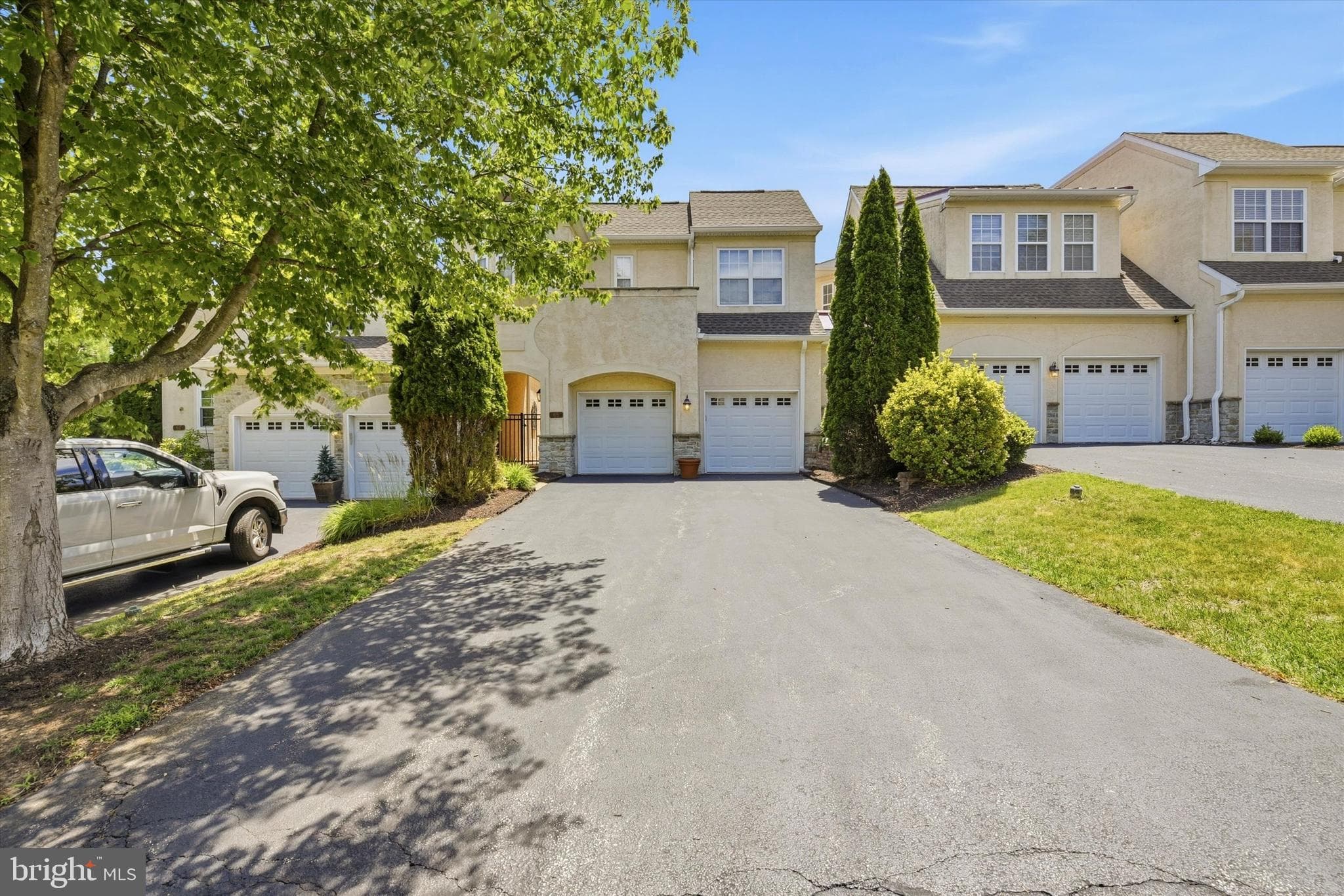 65 Old Barn Dr, West Chester, PA 19382