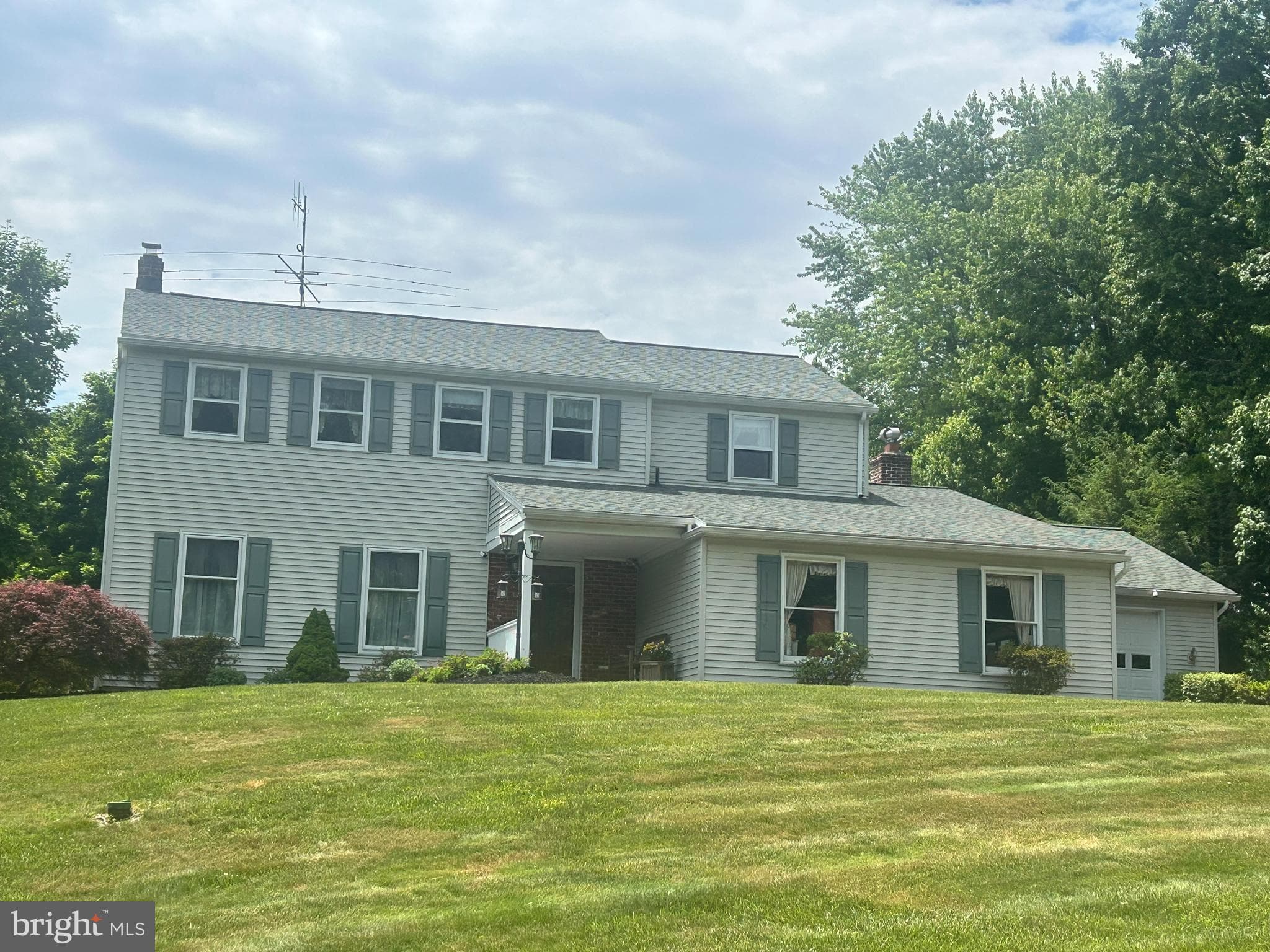 5712 Nina Cir, Coopersburg, PA 18036