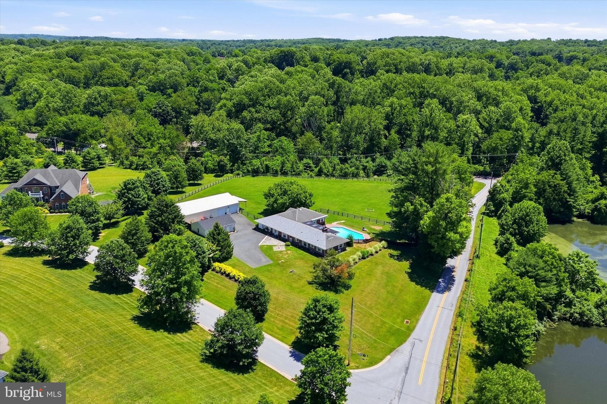 875 Locust Grove Rd, West Chester, PA 19382
