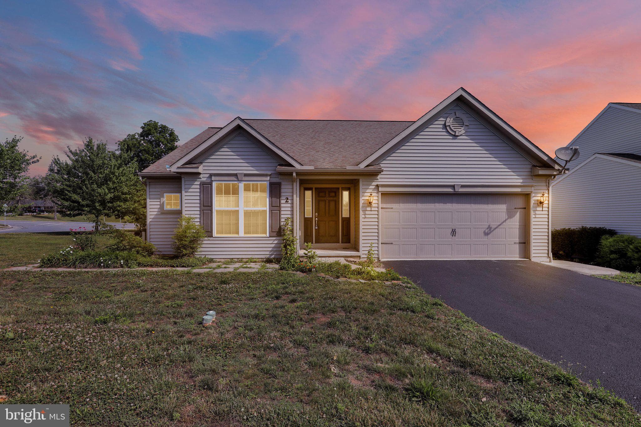 2 Rollingview Ln, Denver, PA 17517