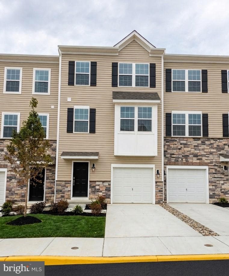 8303 Brodie Court, Breinigsville, PA 18031