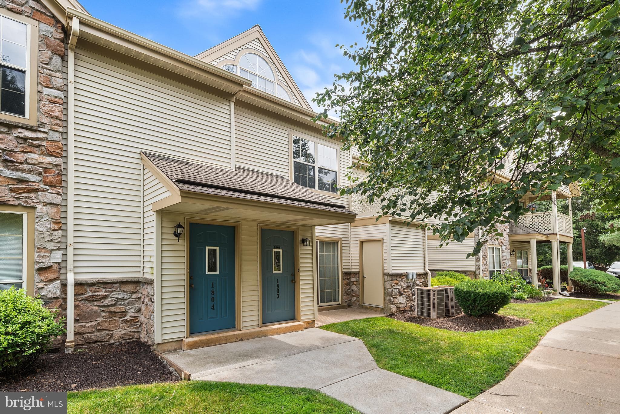 1804 Foxmeadow Cir #condo 1804, Royersford, PA 19468