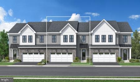 521 Trifecta Rd #365, Downingtown, PA 19335