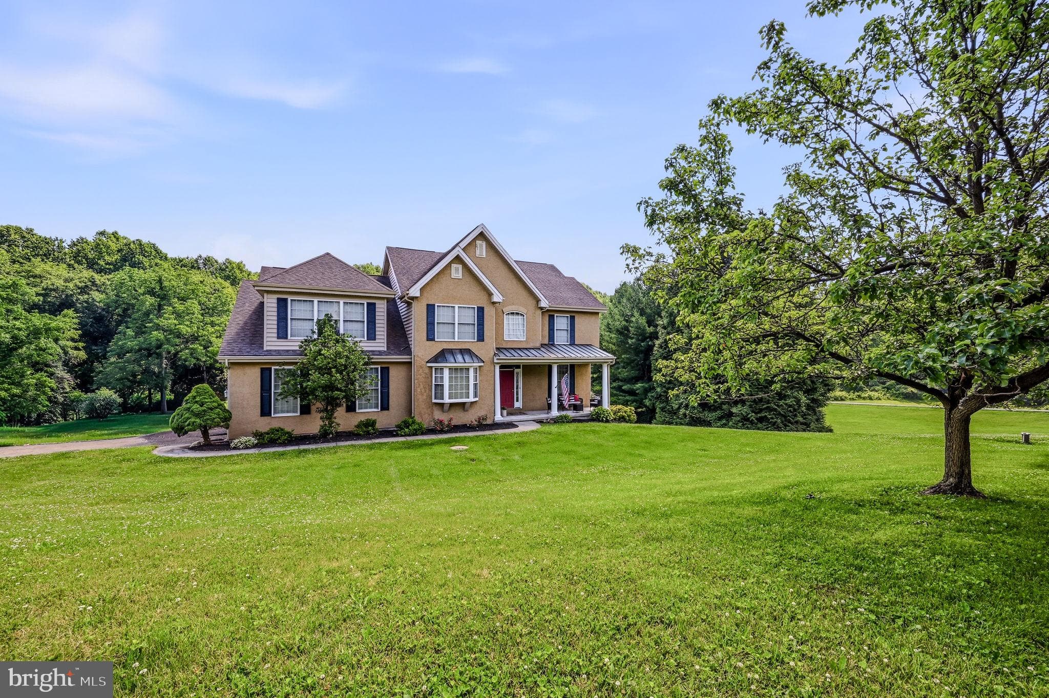 15 Bramble Ln, West Grove, PA 19390