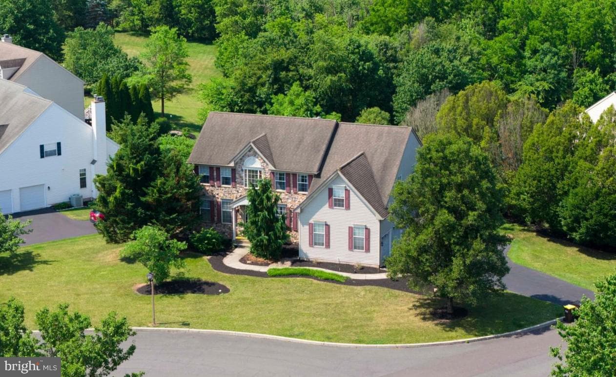 20 Greenshire Blvd, Schwenksville, PA 19473