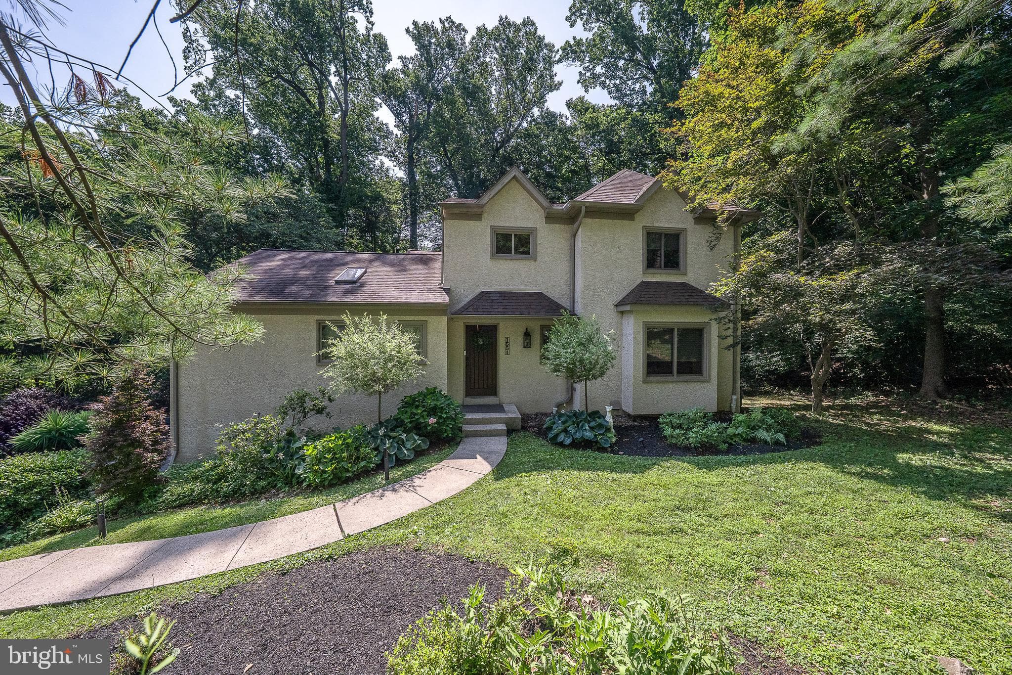 1551 Washington Ln, Jenkintown, PA 19046