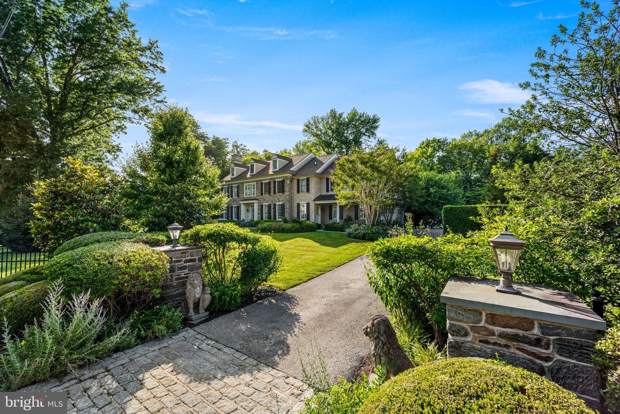 205 Exeter Rd, Devon, PA 19333