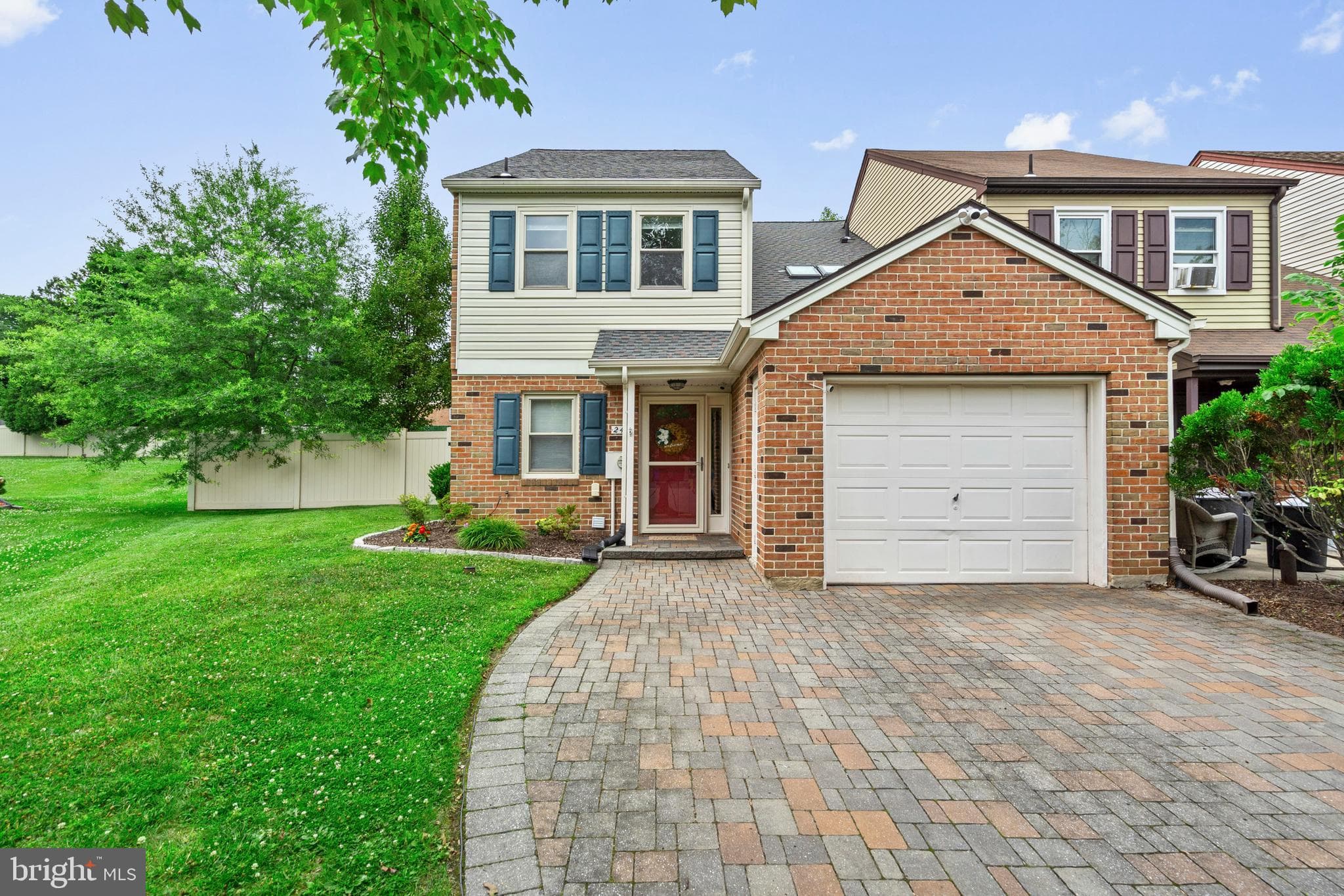 243 Tareyton Dr, Langhorne, PA 19047