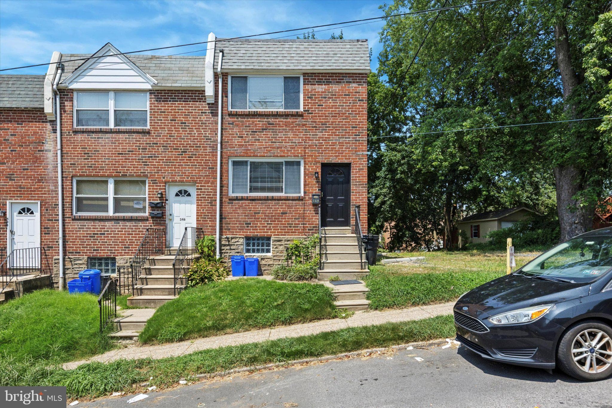 348 Ripka St #2, Philadelphia, PA 19128