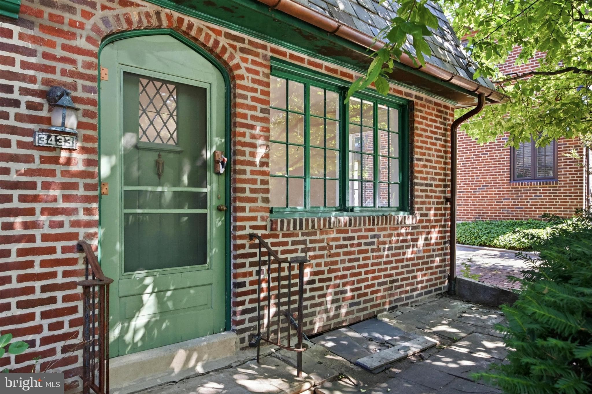 3433 W Penn St, Philadelphia, PA 19129