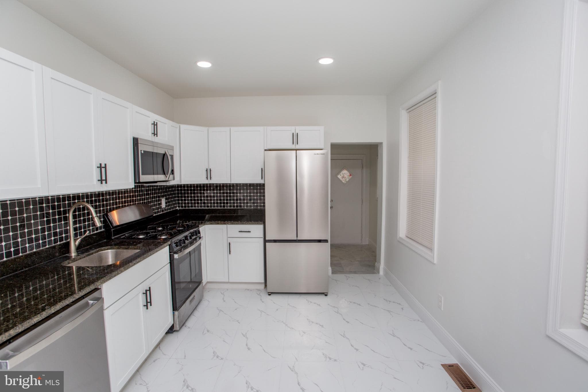 415 N Hobart St, Philadelphia, PA 19131