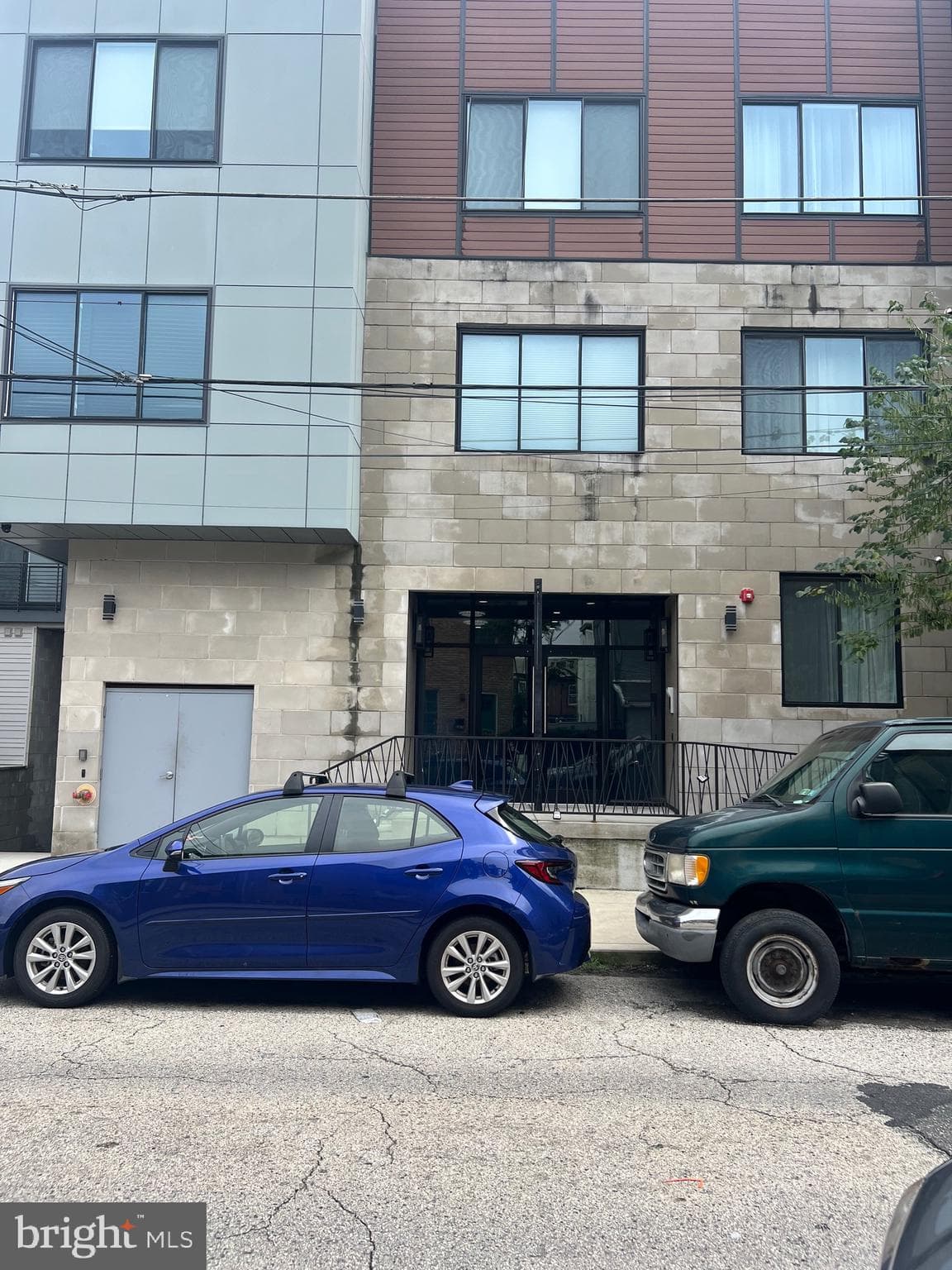 700 Moyer St #204, Philadelphia, PA 19125