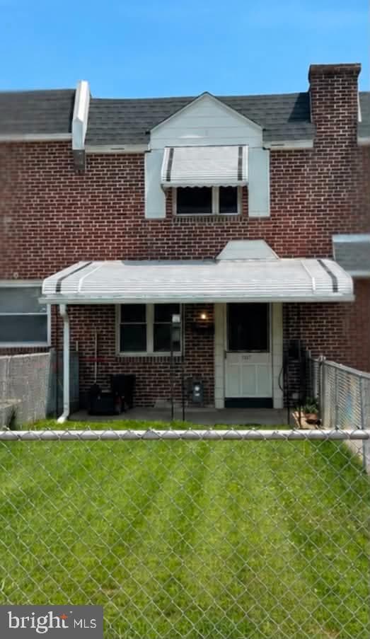 1937 Delmar Dr, Folcroft, PA 19032