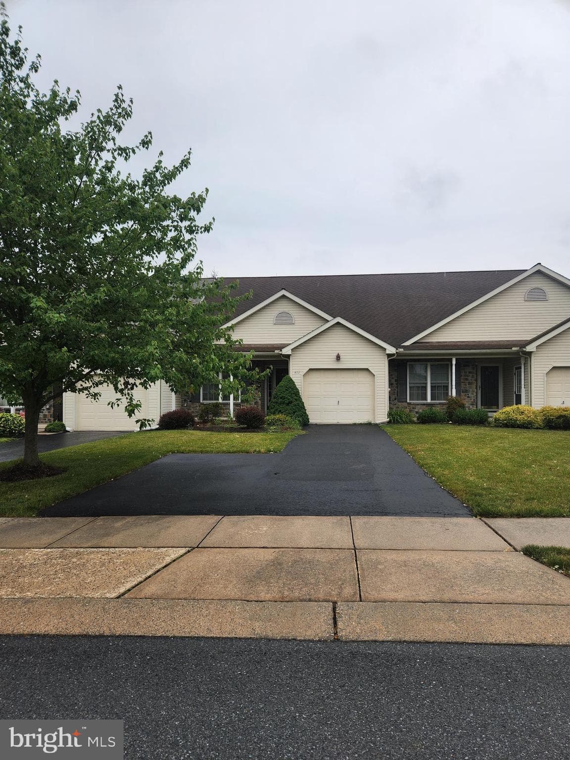 413 Thrush Dr, Manheim, PA 17545