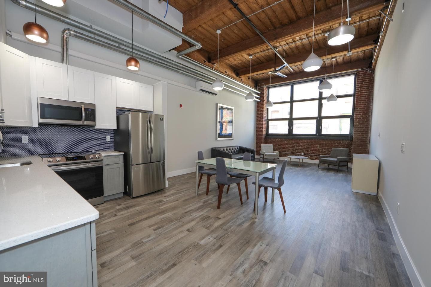 1825 E Atlantic St #103, Philadelphia, PA 19134