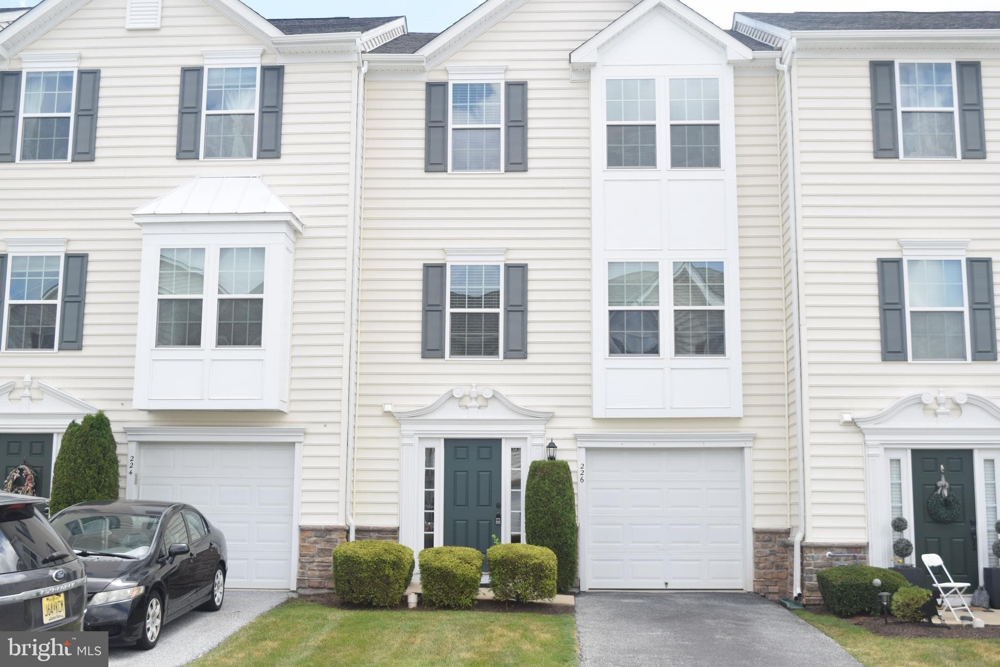 226 Bardel Dr, Coatesville, PA 19320