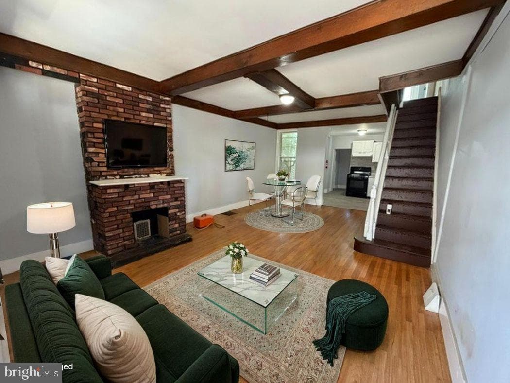 708 E Madison St, Philadelphia, PA 19134