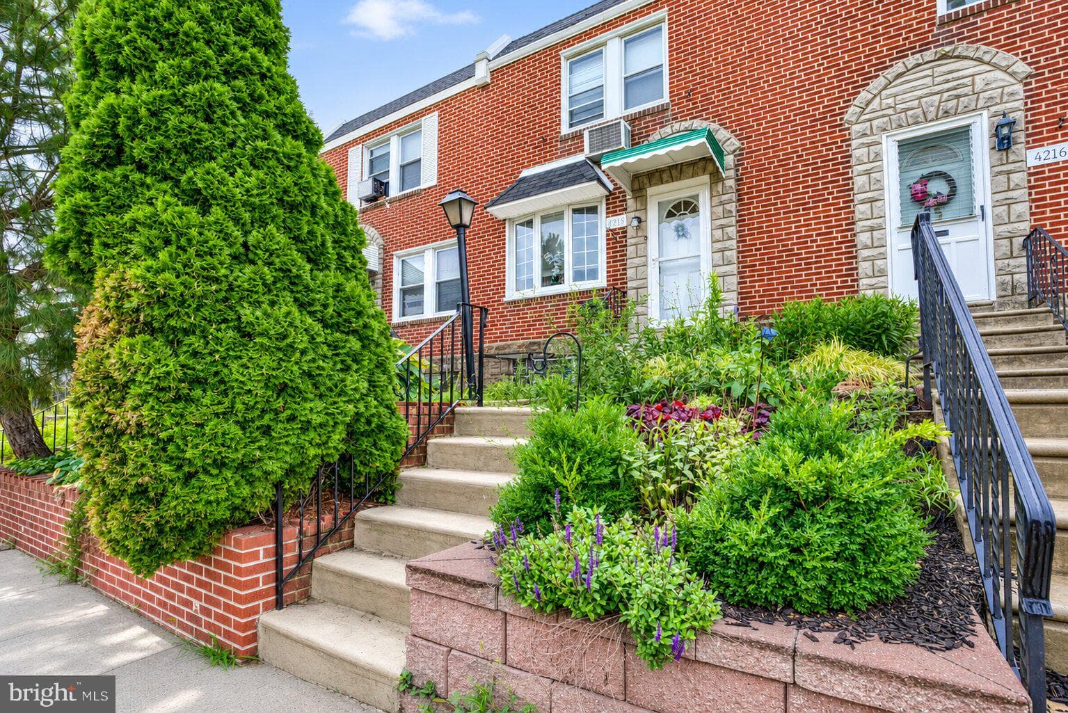 4218 Passmore St, Philadelphia, PA 19135