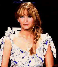 Jennifer Lawrence giving a thumbs up